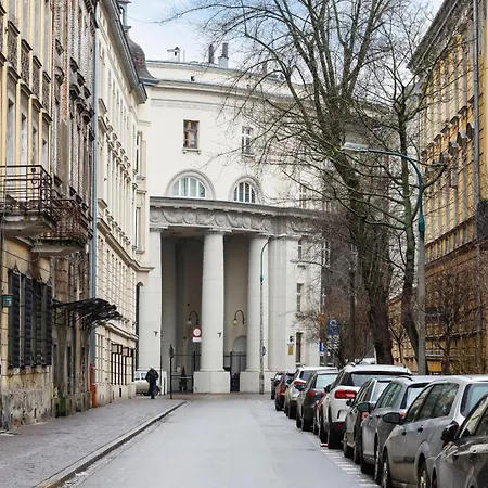 Apartment Spacious Retro In The Center Of Cracow By Renters *
