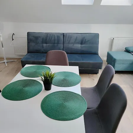 Apartment Ceglana Kamienica Nad Wisla *