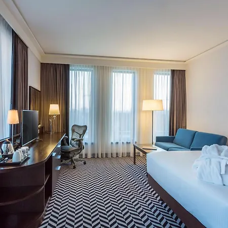 Hilton Garden Airport 4* Krakkó