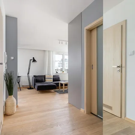 Stawowa With Balcony & Parking Cracow By Renters Kraków