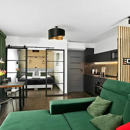 Near Sanktuarium Beautiful View And Free Parking Apartment