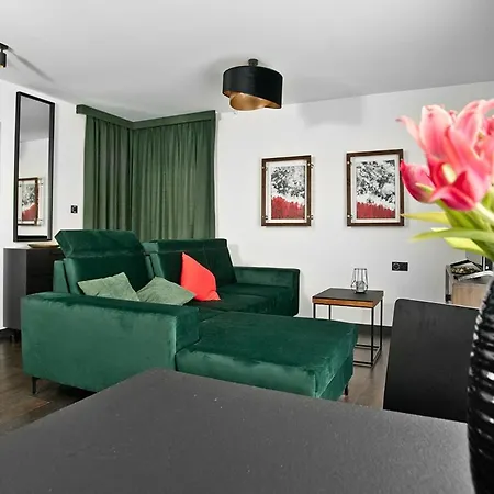 Near Sanktuarium Beautiful View And Free Parking Apartment Krakow