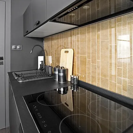 Near Sanktuarium Beautiful View And Free Parking Apartment