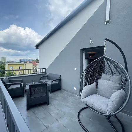 Apartment Near Sanktuarium Beautiful View And Free Parking