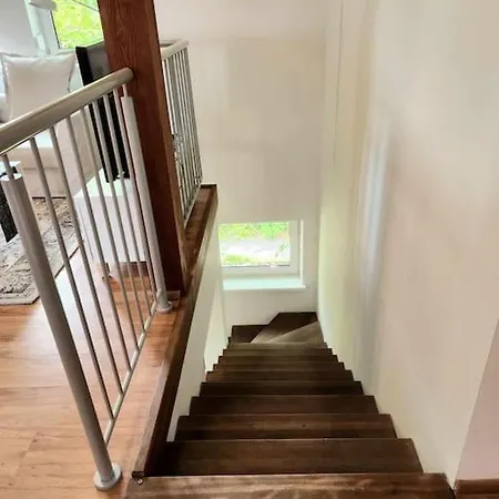 Cozy Country 6persons Close To Airport Apartment