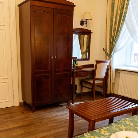Karmel 3* Krakow