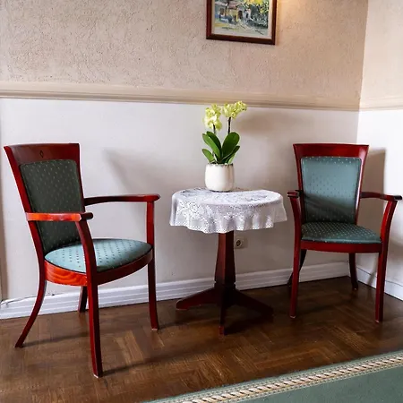 Karmel Hotel