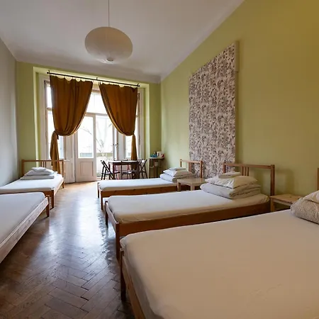 Hostel Trzy Kafki Private