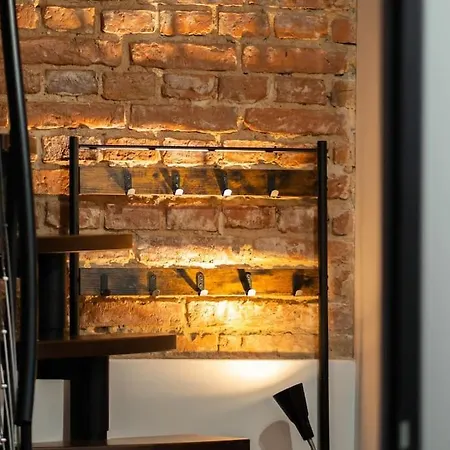 Lovely One-bedroom Loft 3 Minutes From Kazimierz * Krakow