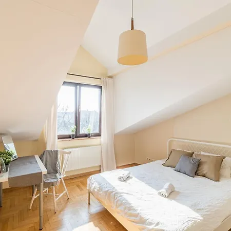 Apartment Charm *