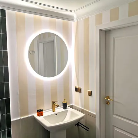 Old Town Apartment
