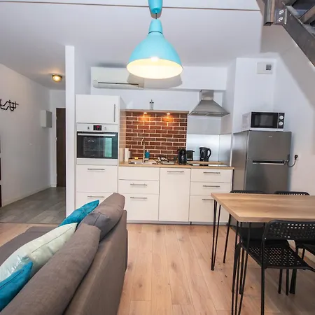 Inpoint Modern Loft - Centre Lazarza St 13 Apartment Krakow