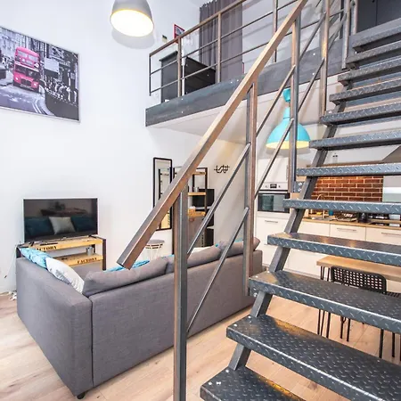 Inpoint Modern Loft - Centre Lazarza St 13