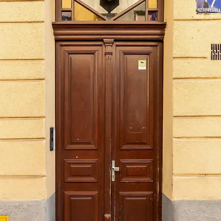 Apartment Lux Center Soltyka By Renters *