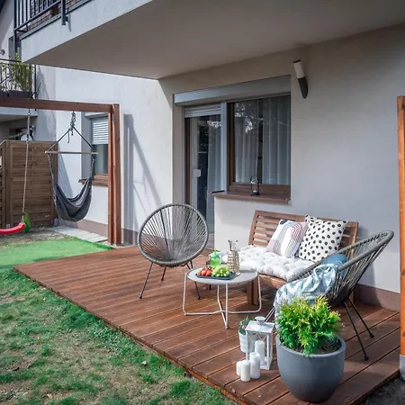 Malinowelove Aircon, 3 Rooms, Parking, Ogrod Apartment