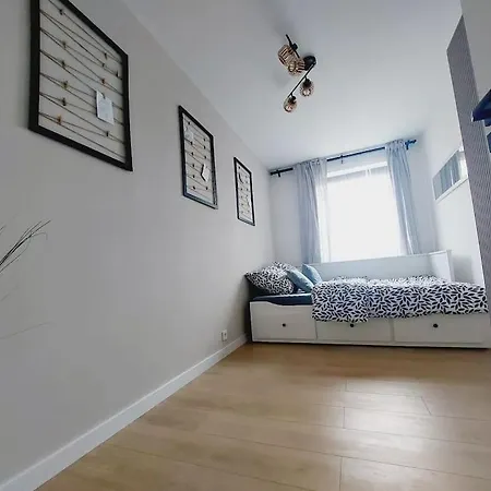 Przestronny Apartament, Ogrodek, Miejsca Postojowe W Garazu Apartment Krakow
