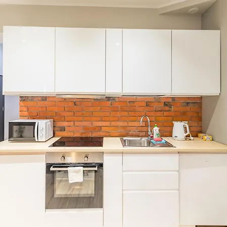 Starowislna - Balcony, Top Location, Tram & Train Nearby - By Rentujemy Apartment Krakow