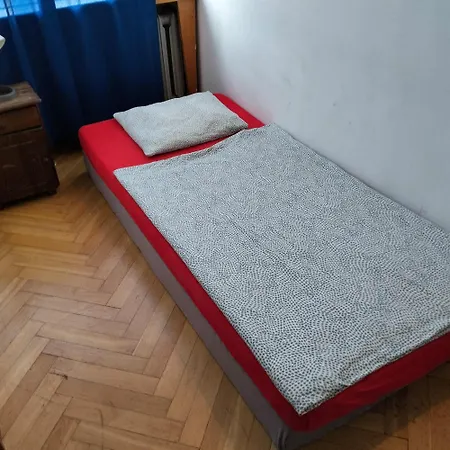 Pokoj 12a Apartment *