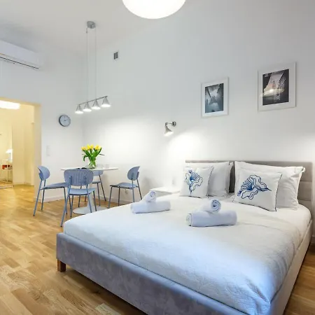 Tyzenhauz Topolowa Aparthotel Krakow