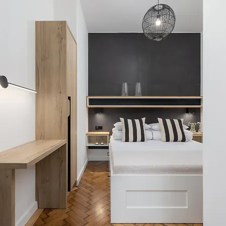 Apartment - Dietla 21 Street *