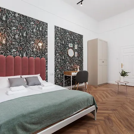 Apartment Krupnicza Modern Old Town - By Upstairs Krakow