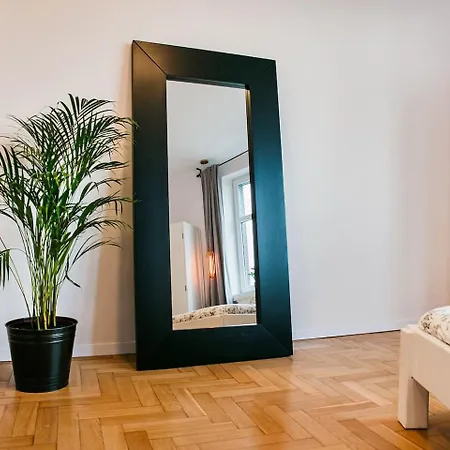 - Balcony, Workspace, Tram Stop - By Rentujemy * Krakow