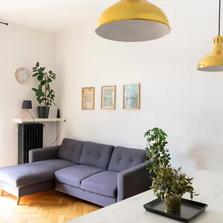Apartment - Balcony, Workspace, Tram Stop - By Rentujemy *