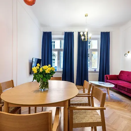 Tyzenhauz Topolowa Aparthotel *
