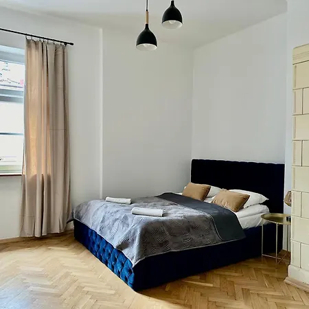 Apartment Selected By Market Square *