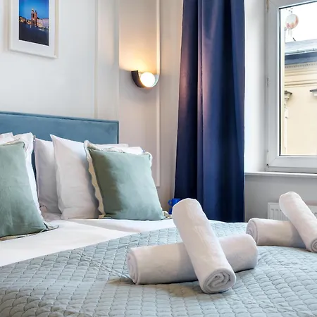 Tyzenhauz Topolowa Aparthotel