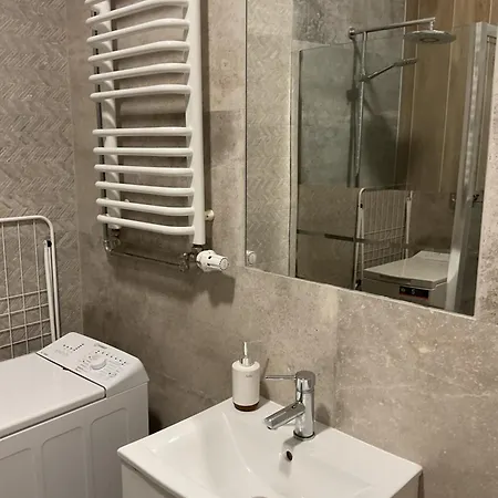 Omorika Na Zamkowej * Krakow