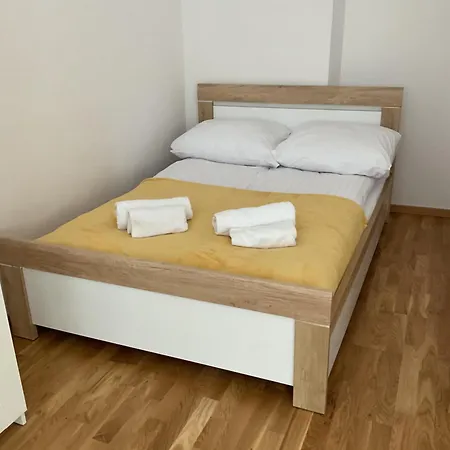 Omorika Na Zamkowej Krakow