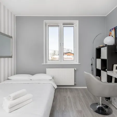 Apartment Cegielniana Grey Krakow