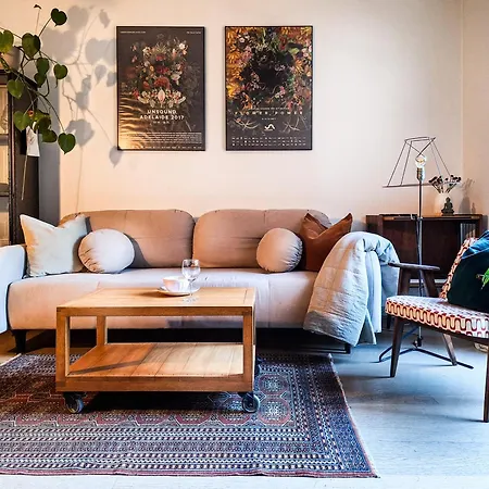 1-bedroom With Private Garden, Old Town *
