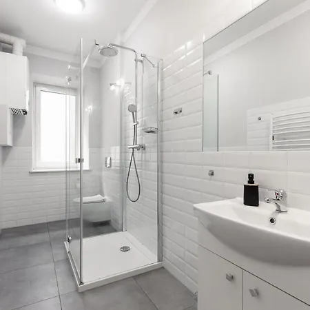 Starowislna 1, Main Square Apartment *