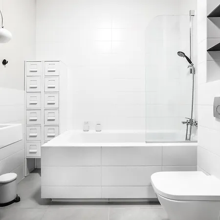 Apartment 1-bedroom With Private Garden, Old Town