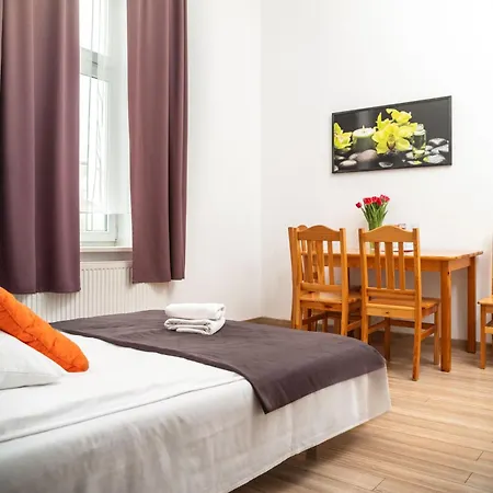 Station Aparthotel
