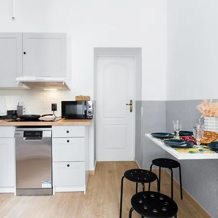 Friendhouse Starovislna Apartment Krakow