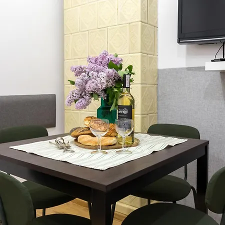 Apartment Friendhouse Starovislna