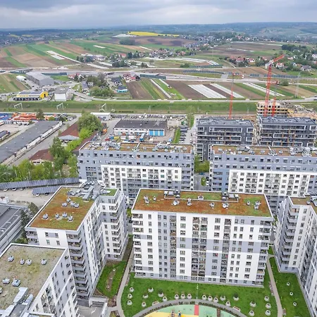 Mistrzejowice - Park, Tram & Bus Nearby - By Rentujemy Apartment Krakow