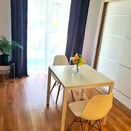 Apartment Apartament Dla 2 Osob Przy Plywajacych Basenach Zakrzowek Krakow