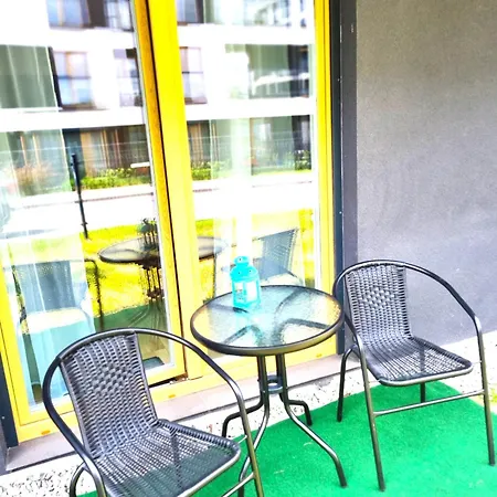 Apartment Apartament Dla 2 Osob Przy Plywajacych Basenach Zakrzowek *
