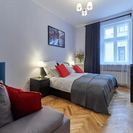 Pollera 3* Krakow