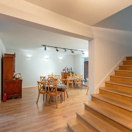 Aparthotel Studio Hotel *