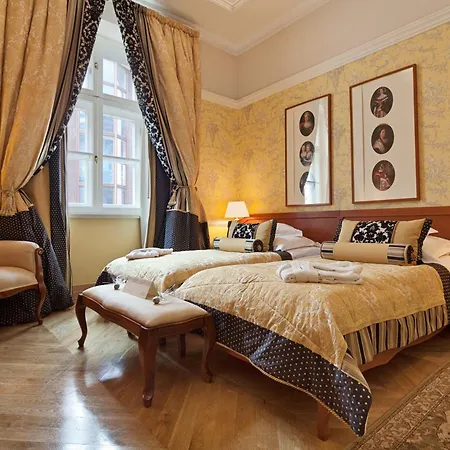 Hotel The Bonerowski Palace