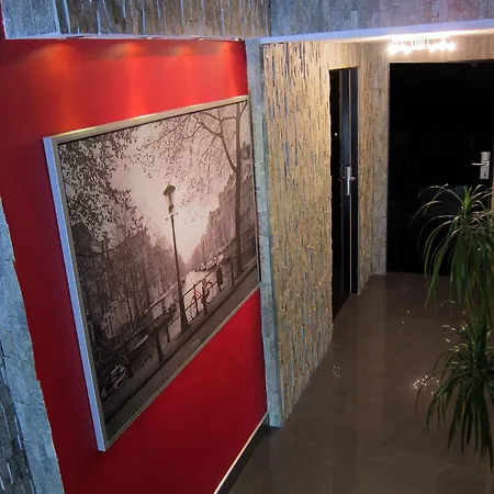 公寓式酒店 科莫罗夫斯基豪华客房酒店