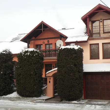 Bed & Breakfast Dom Pod Tujami Krakov
