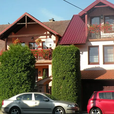 Bed & Breakfast Dom Pod Tujami *