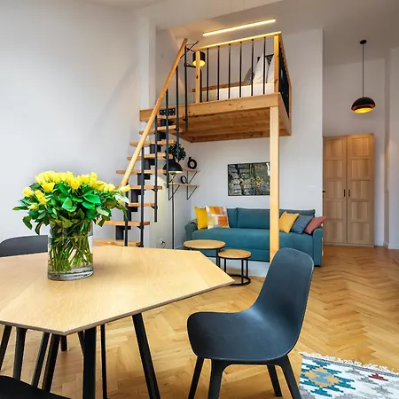 Apartment Tyzenhauz Siemiradzkiego Street Krakow