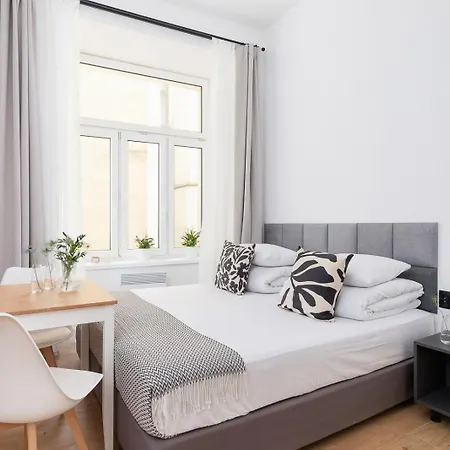 Apartament - Radziwillowska 27 *